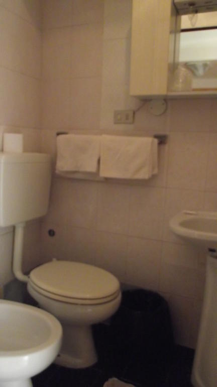 Hotel Merano Milán Habitación foto